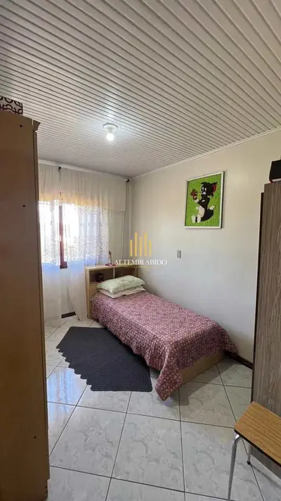 Casa com 4 quartos, São Cristovao, Tapejara - R$ 750 mil