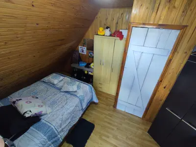 Linda Chácara/Sítio com casa em estilo cabana