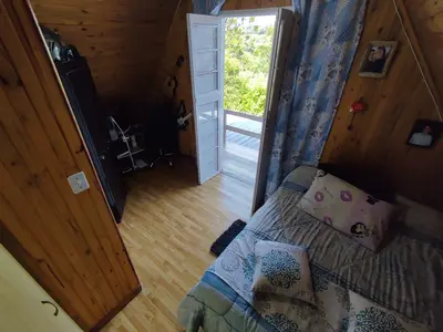 Linda Chácara/Sítio com casa em estilo cabana