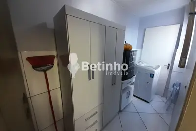 Apartamento à Venda no Centro da Cidade