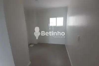 Cobertura nova com localização privilegiada