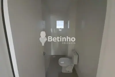 Cobertura nova com localização privilegiada