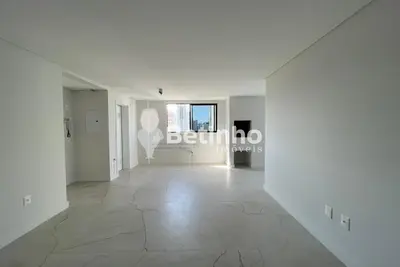 Descubra o privilégio de viver ou investir em um imóvel exclusivo em um dos destinos mais encantadores do litoral catarinense