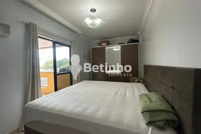 Luxuoso Apartamento Mobiliado no Coração da Cidade – Sofisticação e Conforto em 212m²!
