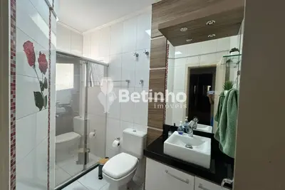 Se você está em busca de um apartamento confortável, bem localizado e pronto para morar, esta é a oportunidade perfeita!