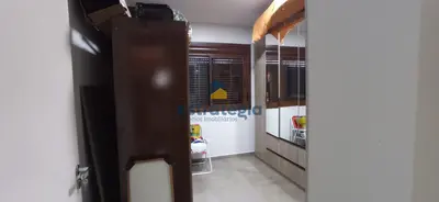 CASA DE MORADIA NO CASANNOVA COM TERRENO AO LADO