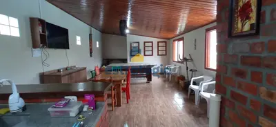 CASA PERTO AO FUNIL