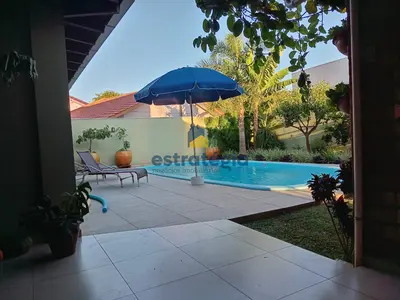 CASA PERTO AO FUNIL