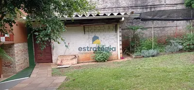 EXCELENTE CASA NA RUA JULIO DE CASTILHOS