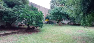 EXCELENTE CASA NA RUA JULIO DE CASTILHOS