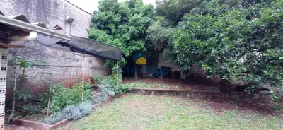 EXCELENTE CASA NA RUA JULIO DE CASTILHOS